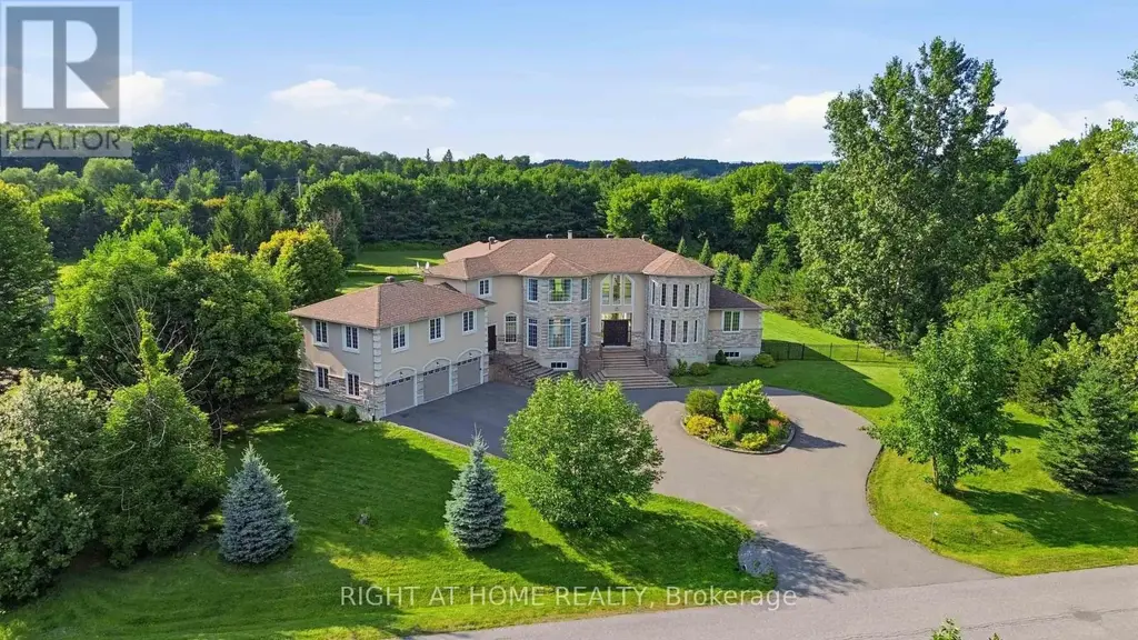 1607 Landel Drive, Ottawa